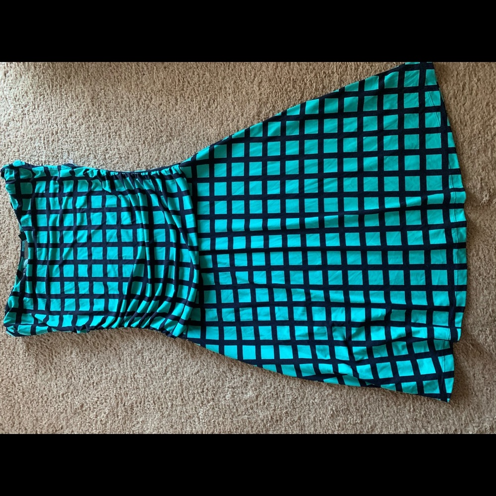 Sleeveless dress